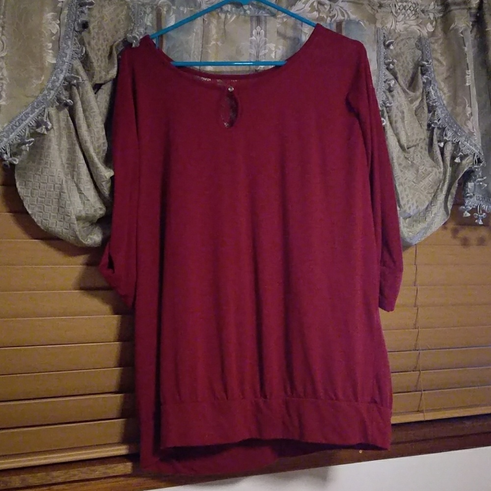 5/25 Faded Glory Lace Back Top